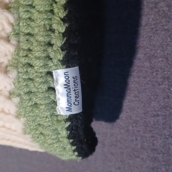 🍀Cream/Mint green/black Infinity scarf handmade (111023A). - Picture 4 of 4